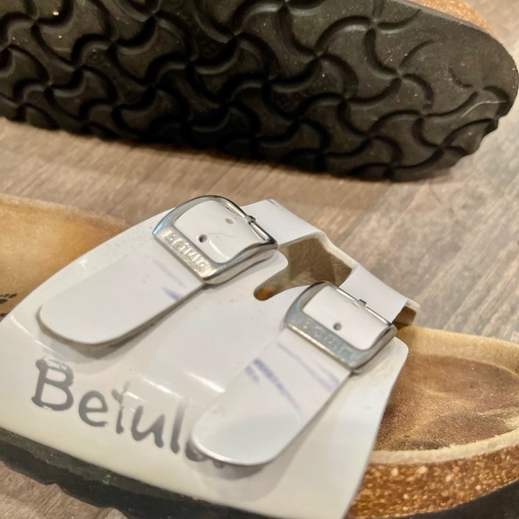 Betula Birkenstock Women’s White Leather 2 Strap Slide Sandal Size 38 / US 7 - Picture 5 of 7